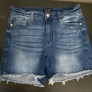 Judy blue shorts